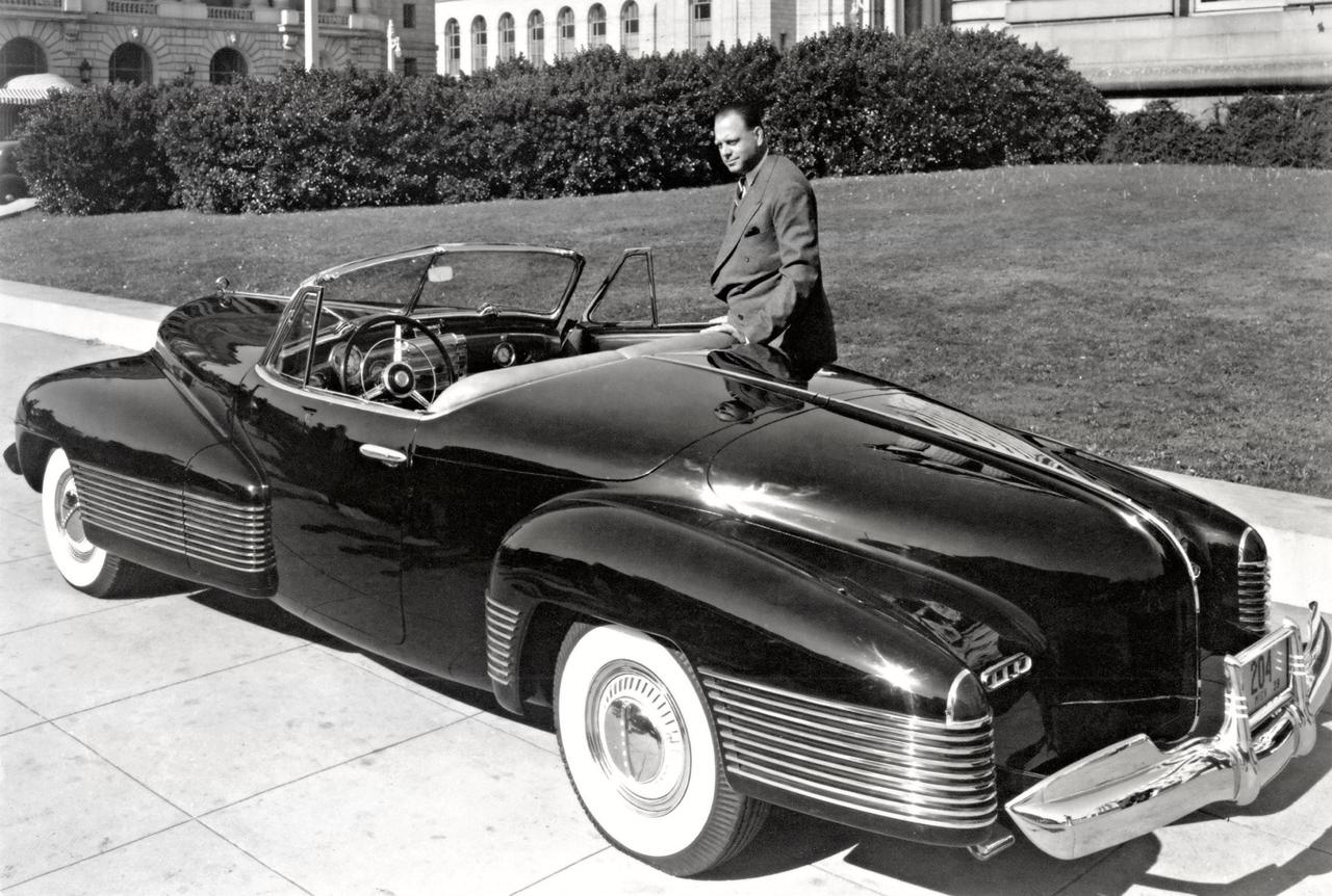 Harley Earl rok 1939' Buick Y-job Concept Car